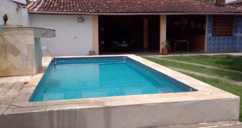 Casa para Venda em Itanhaém, Jardim Suarão, 5 dormitórios, 2 banheiros, 8 vagas