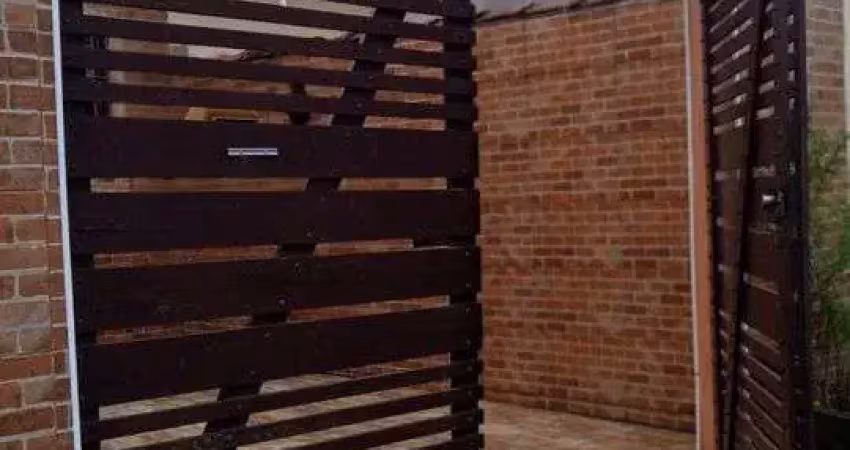 Casa para Venda em Itanhaém, Magalhães, 2 dormitórios, 1 suíte, 1 banheiro, 2 vagas