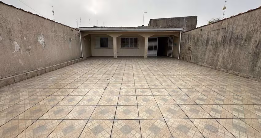 Casa para Venda em Itanhaém, Balneário Gaivotas, 2 dormitórios, 1 suíte, 1 banheiro, 6 vagas