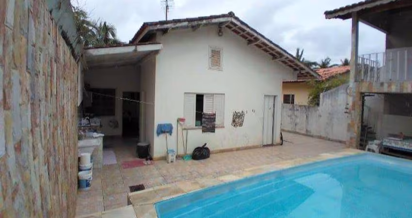 Casa para Venda em Itanhaém, Centro, 4 dormitórios, 2 suítes, 1 banheiro, 4 vagas