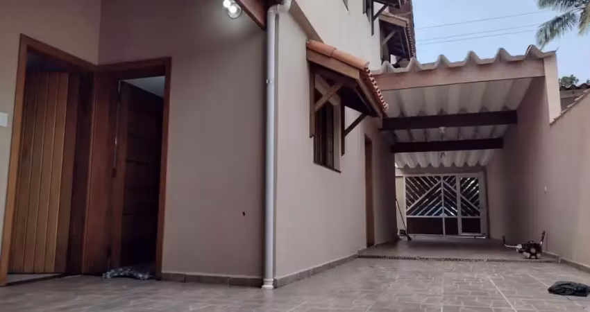 Casa para Venda em Itanhaém, Praia dos Sonhos, 4 dormitórios, 2 suítes, 5 banheiros, 1 vaga