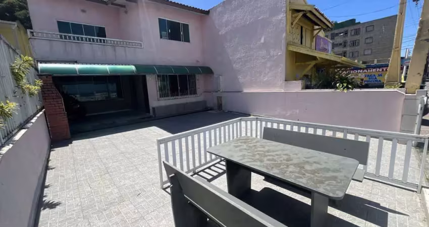 Casa para Venda em Itanhaém, Praia dos Sonhos, 5 dormitórios, 1 suíte, 4 banheiros, 6 vagas