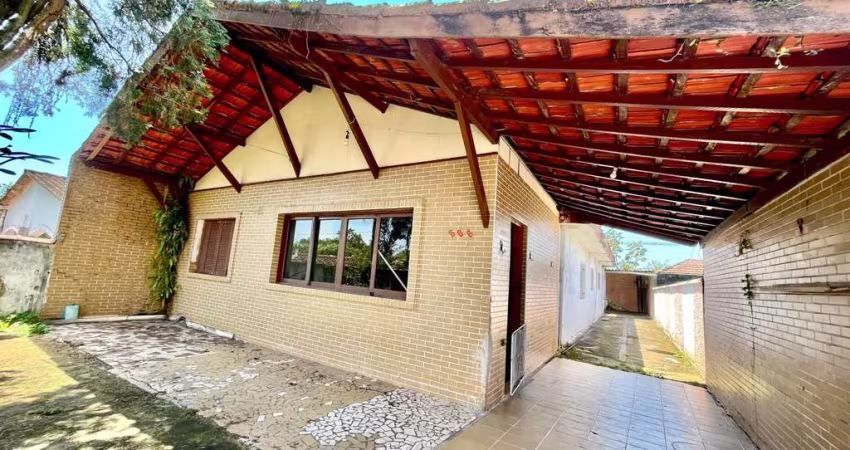 Casa para Venda em Peruíbe, Antônio Novaes, 3 dormitórios, 1 suíte, 2 banheiros, 4 vagas