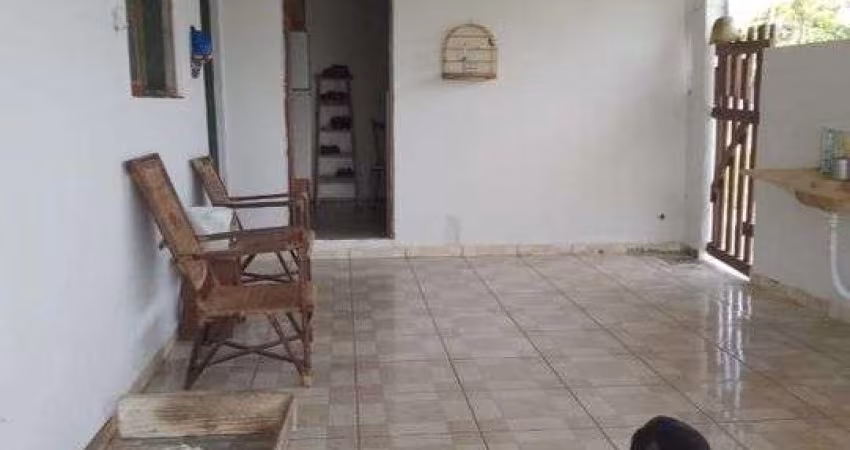 Casa para Venda em Itanhaém, Balneário Gaivotas, 1 dormitório, 1 banheiro, 3 vagas