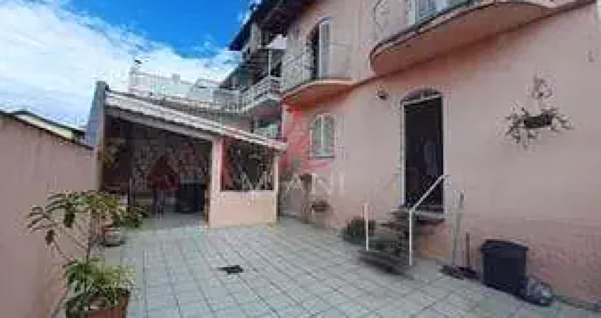 Sobrado com 4 dormitórios à venda, 255 m² por R$ 850.000,00 - Adalgisa - Osasco/SP