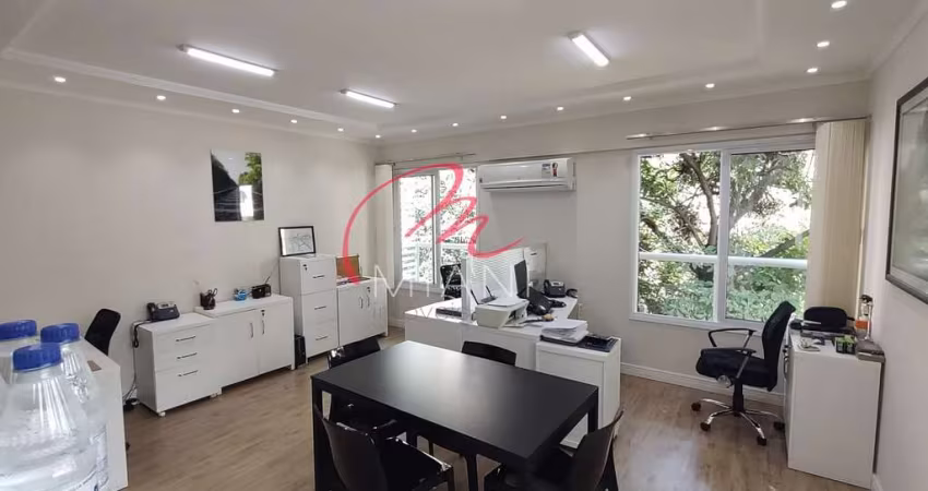 Conjunto mobiliado com ar condicionado à venda, 33 m², 2 banheiros e 1 Vaga de Garagem - Pompeia -