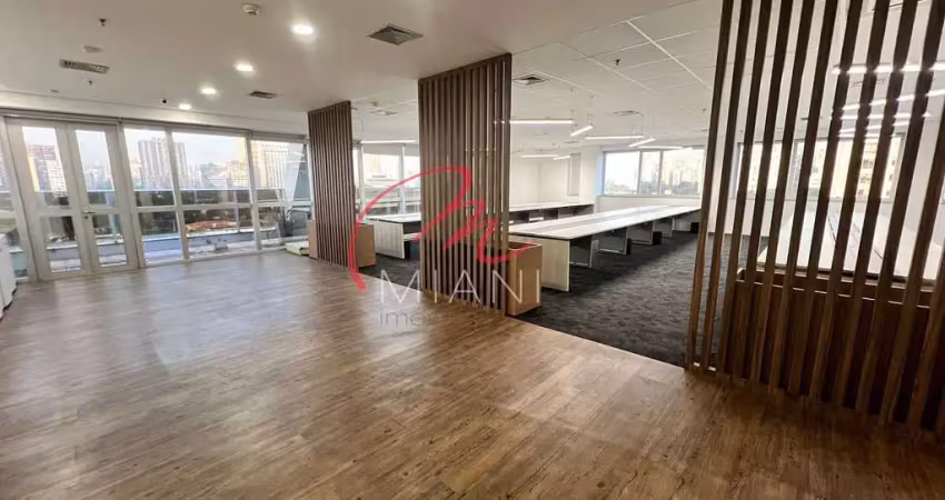 Conjunto comercial para locação no jardim europa com 395m², 6 salas, 2 banheiros e 10 vagas de gara
