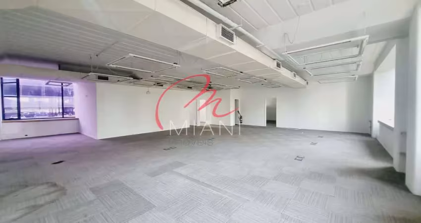 Conjunto comercial para locação na cidade monções com 374.8m², 7 banheiros e 8 vagas de garagem - p