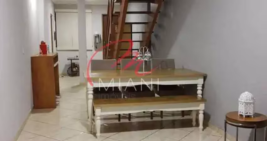 Sobrado à venda no butantã com 250m², 4 quartos sendo 1 suíte e 3 vagas de garagem