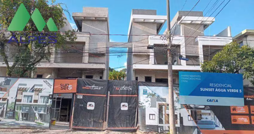 Sobrado com 3 dormitórios à venda, 261 m² por r$ 1.799.000,00 - água verde - curitiba/pr