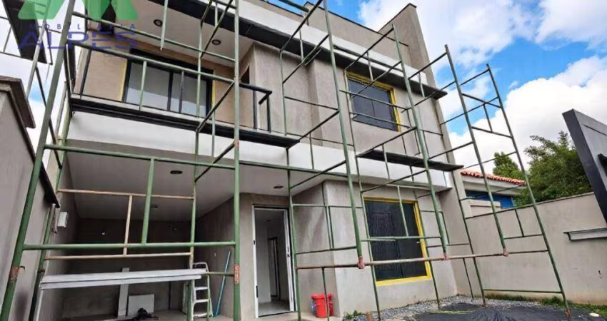Sobrado com 3 dormitórios à venda, 178 m² por R$ 869.000,00 - Xaxim - Curitiba/PR
