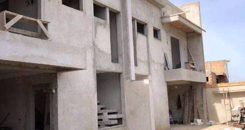 Sobrado com 3 dormitórios à venda, 135 m² por R$ 840.000,00 - Capão Raso - Curitiba/PR