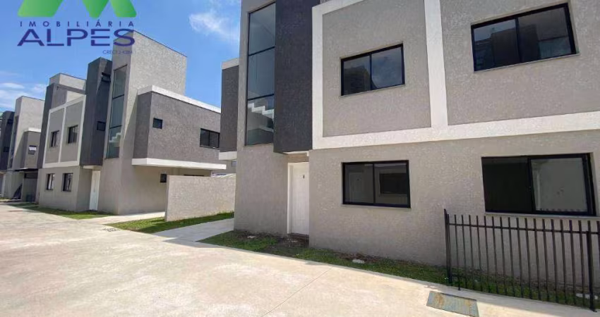 Sobrado com 3 dormitórios à venda, 105 m² por R$ 639.000,00 - Uberaba - Curitiba/PR