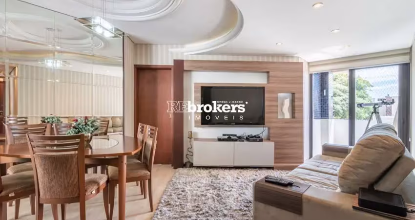 Apartamento Água Verde, 3 quartos, sacada com churrasqueira, 2 vagas