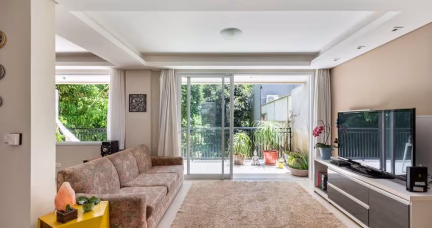 Casa Sobrado, 4 Quartos, 3 Vagas, à Venda no Bairro Santo Inácio, Parque Barigui, em Curitiba REbrokers