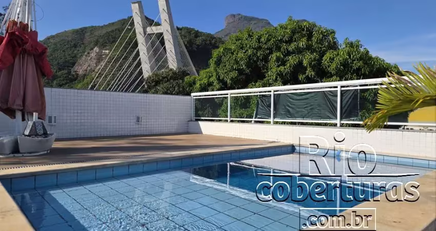 Cobertura à venda no Jardim Oceânico. 3 Suítes 4 vagas