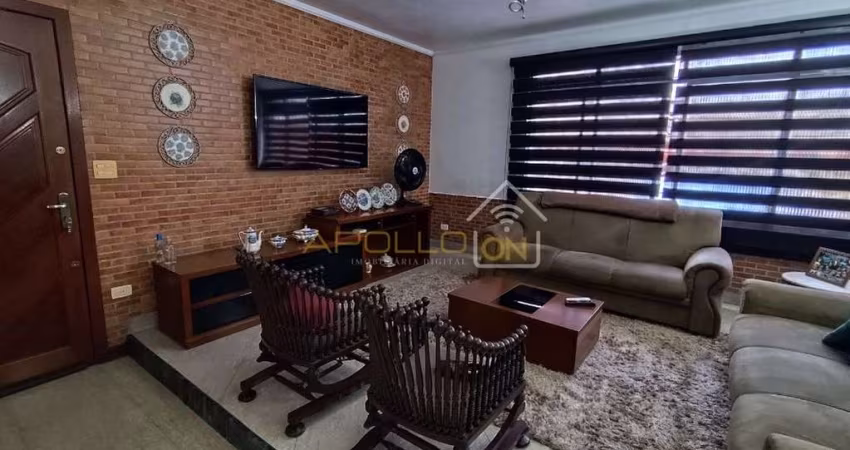 Casa isolada com quintal - Marapé - Santos/SP