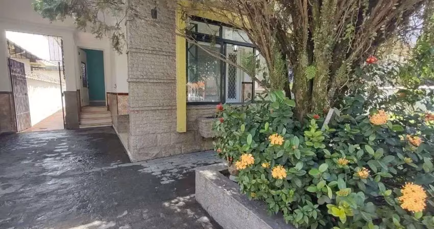 Casa com 3 quartos à venda no Estuário, Santos 