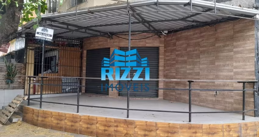 Locação - Casa Comercial no ANIL/JACAREPAGUÁ