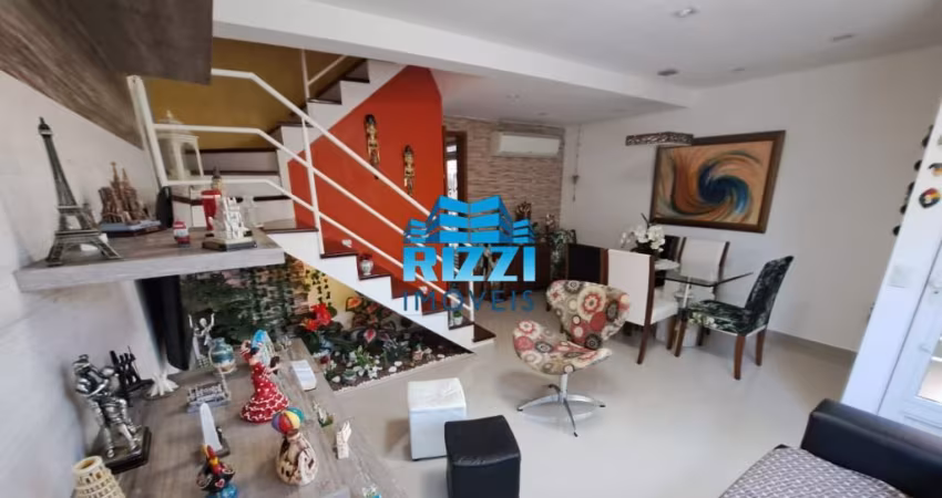 Casa triplex totalmente planejada – Com incrível vista livre – 3 quartos – Condomínio fechado – Tanque/Jacarepagua
