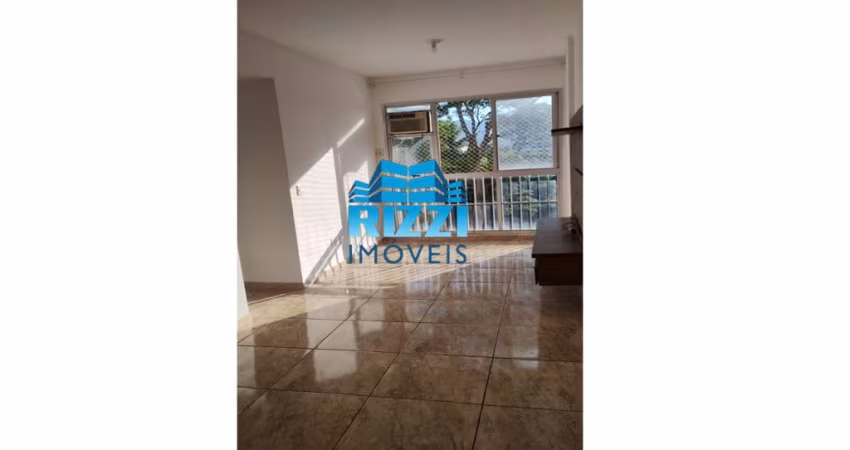 Apartamento com 2 Quartos para alugar, 51m² - Pechincha
