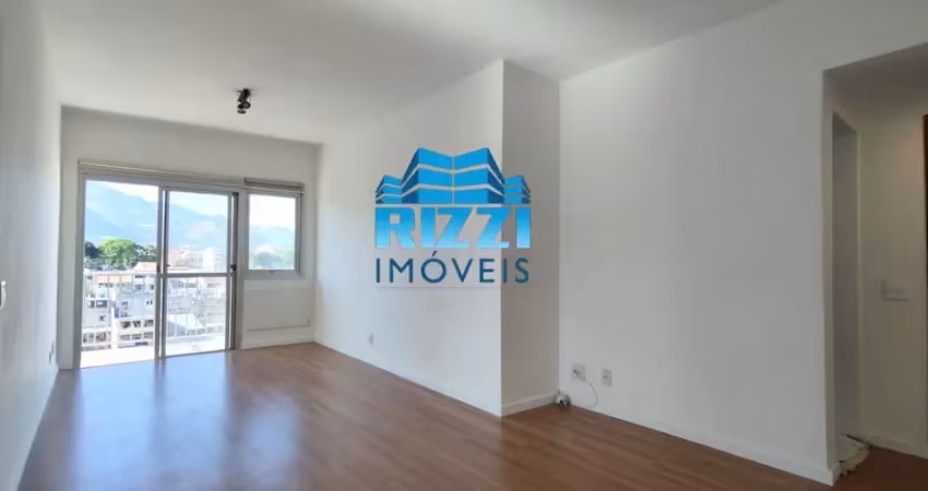 Excelente apartamento com 02 quartos (01 suíte) na estrada do capenha