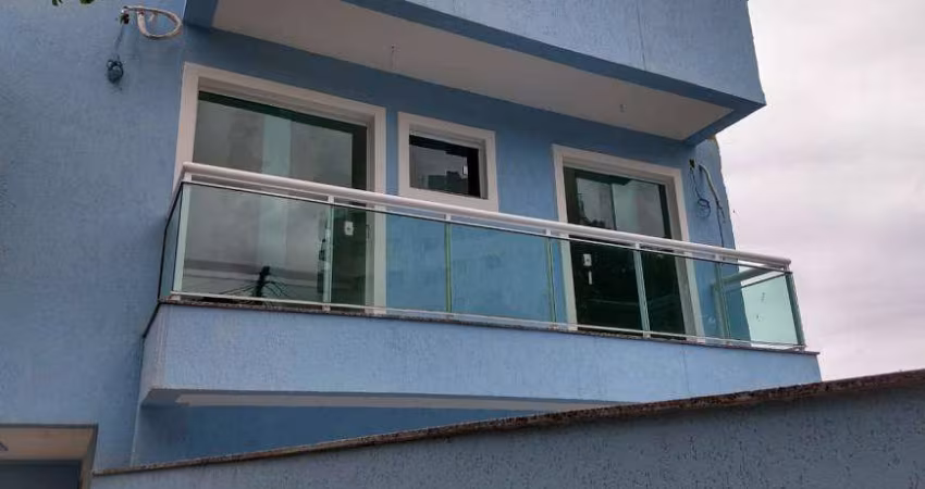 Casa Triplex com 3 quartos e 1 suíte na Estrada do Bananal