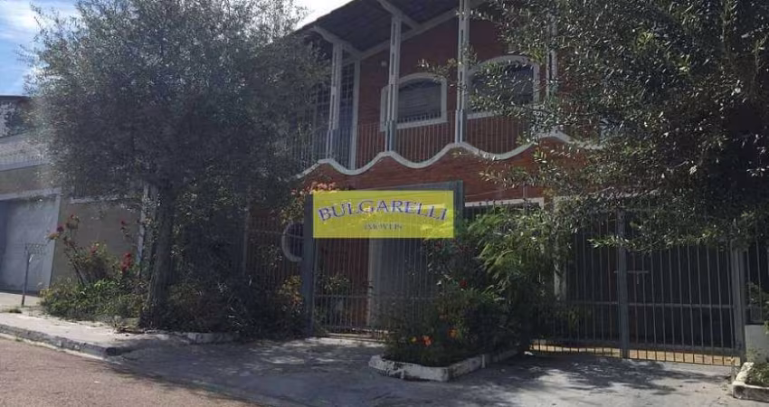 Casa à venda Assobradada 3 dormitorios 1 suite , Edicula Com òtima Localização Bairro colonia, Jund
