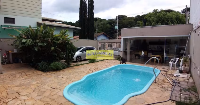 Lindo Sobrado à venda 3 Dormitórios Todas Suítes Com Ótima Localização Bairro Jardim Santa Adelaide
