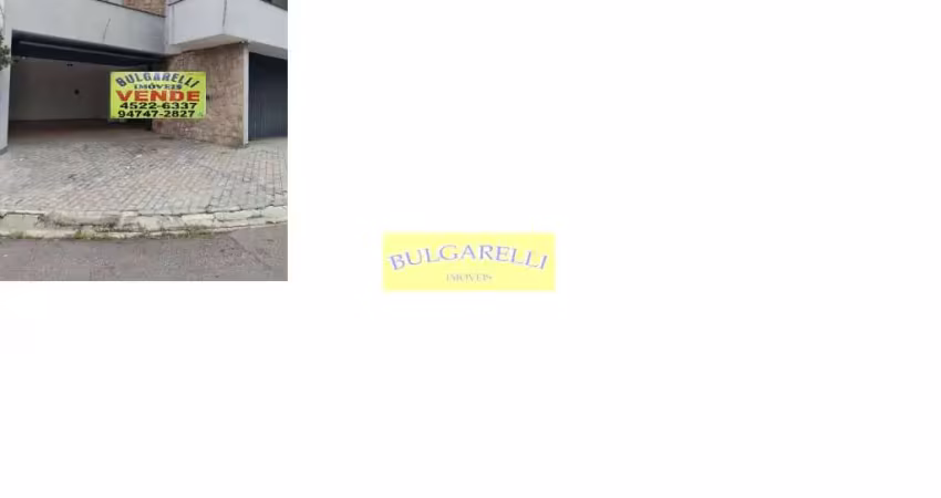Lindo Sobrado à venda,3 dormitorios 1 suite , Edicula , Estuda Permuta, Òtima localiação Bairro Jar