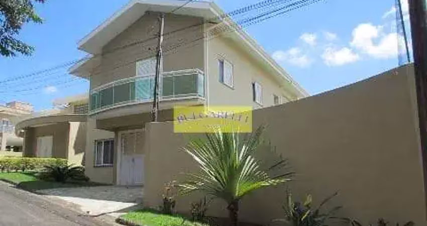 Casa à venda  4 Quartos, 1 Suite, 5 Vagas, 580M²AT Condominio Araucaria Com Òtima Localização Bairr