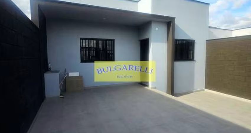 Casa Nova Terrea à venda Contendo 3 Dormitorios 1 Suite , 2 Vagas Garagem, Residencial Santa Giovan