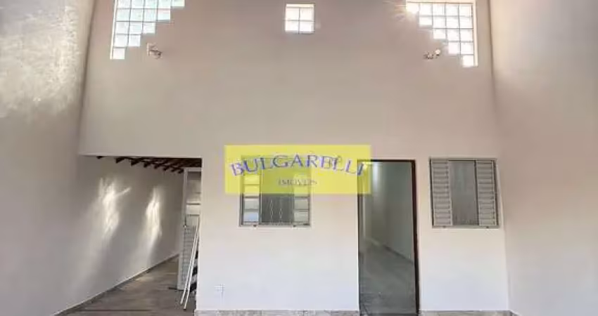 Casa terrea reformada à venda 2 dormitorios , 2 banheiros , quintal 2 vagas cobertas, parque centen