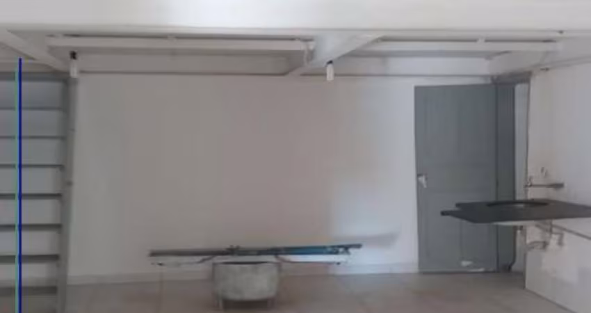 Salão Comercial para alugar, 41m² - Vila Seixas