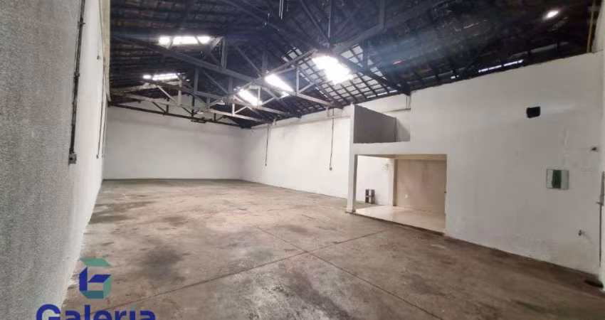 Galpão Comercial para alugar, 231m² - Campos Elíseos