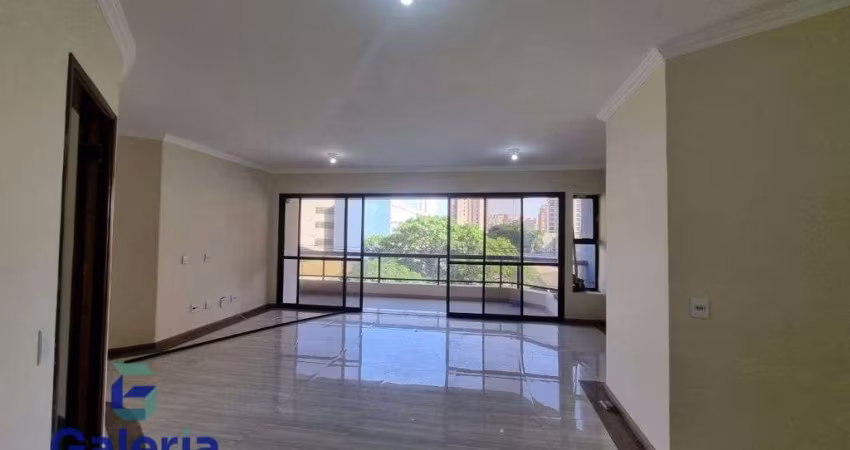 Apartamento com 4 quartos para alugar, 158m² - Centro
