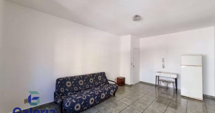 Apartamento Flat com 1 quarto para alugar, 47m² - Centro