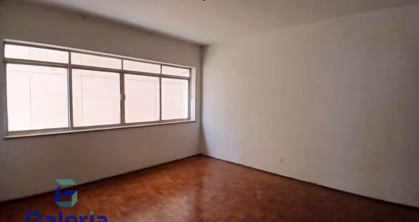 Apartamento com 3 quartos para alugar, 105m² - Centro