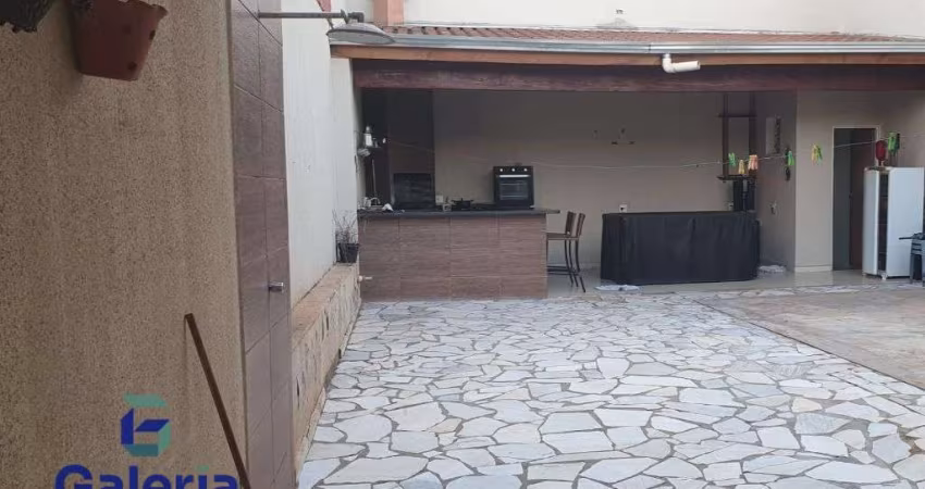 Casa residencial com 2 quartos para alugar, 209m² - Vila Maria Luiza