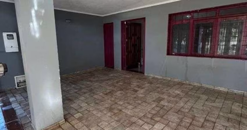 Casa residencial com 3 quartos para alugar, 136m² - Campos Elísios