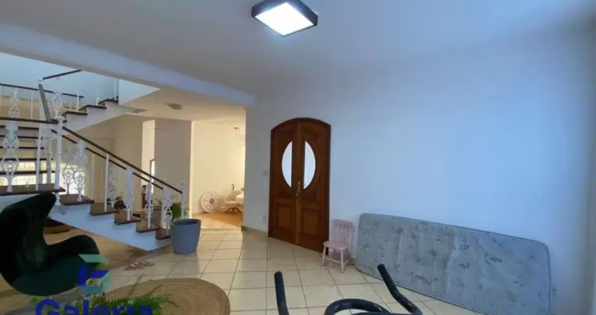 Casa sobrado com 4 quartos para alugar, 272m2- Residencial Florida