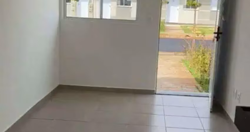 Casa de condomínio com 2 quartos para alugar, 44m² - reserva real