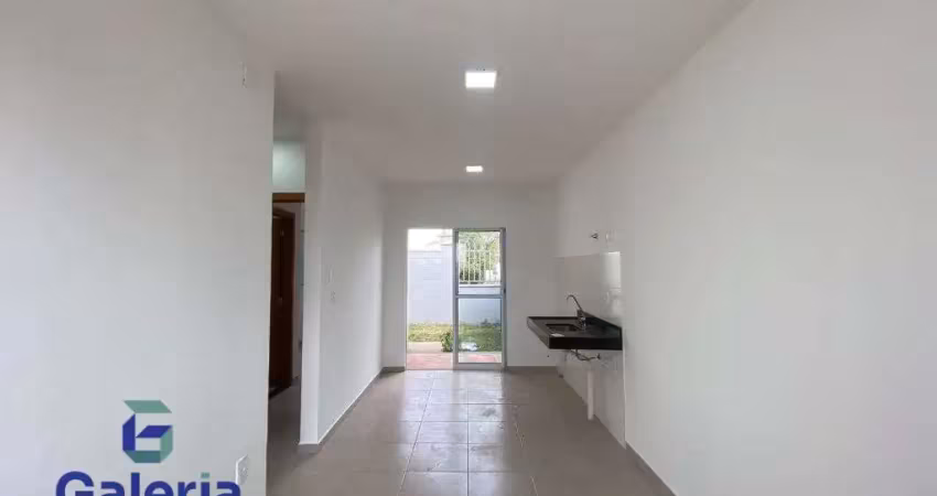Casa de condomínio com 2 quartos para alugar, 44m² - reserva real