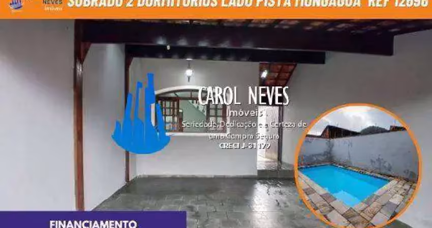 Sobrado geminado 2 dormitorios piscina lado pista financiamento mongagua