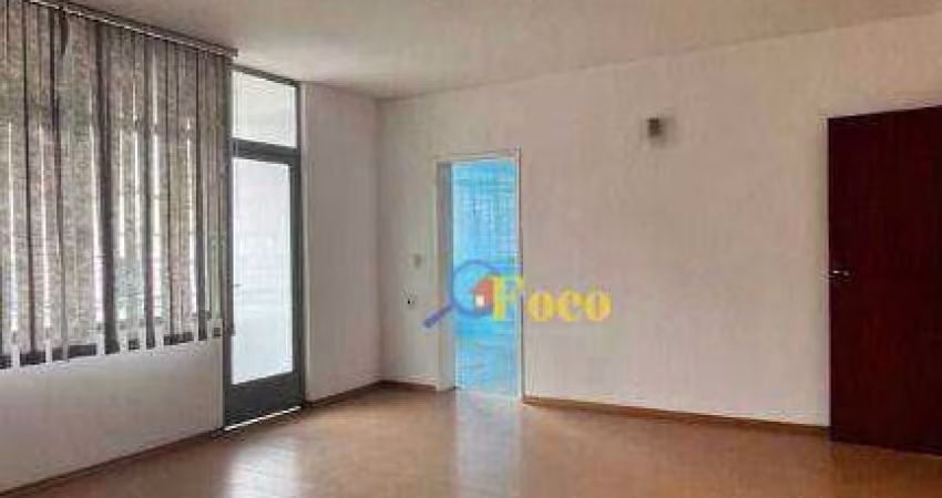 Casa com 3 dormitórios à venda, 362 m² por R$ 850.000,00 - Centro - Itatiba/SP