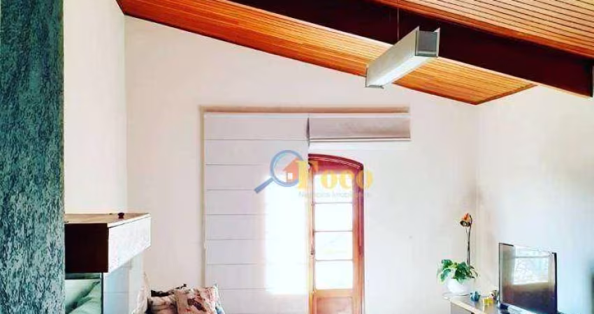 Casa com 3 dormitórios à venda, 268 m² por R$ 815.000,00 - Vila Bela Vista - Itatiba/SP