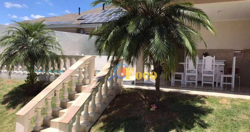 Casa com 4 dormitórios à venda, 380 m² por R$ 1.750.000,00 - Condomínio Jardim Santa Rosa - Itatiba/SP