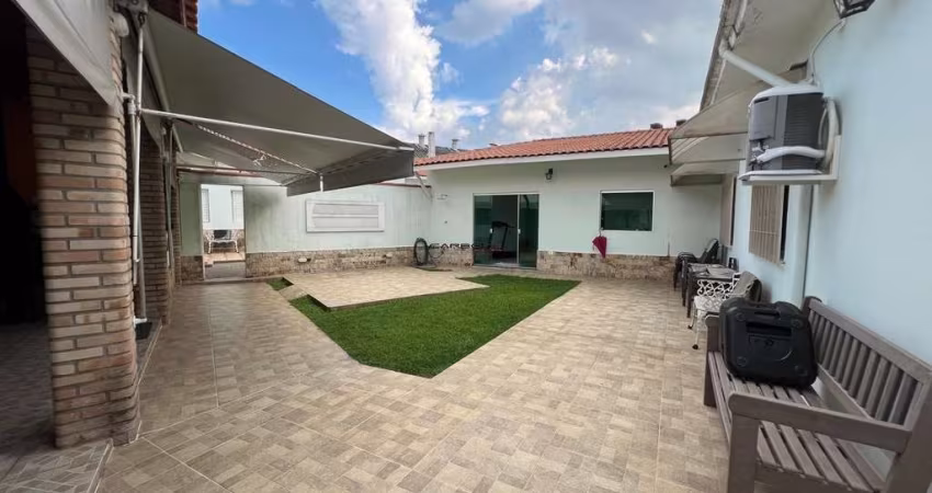 Casa com 5 quartos à venda na Rua Tenente Antônio João, Brás, São Paulo