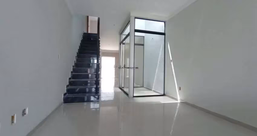 Casa com 3 quartos à venda na Rua Cabruê, Vila Califórnia, São Paulo