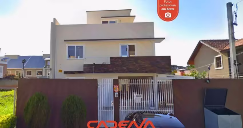 Sobrado com 3 quartos e 2 vagas à venda no Atuba
